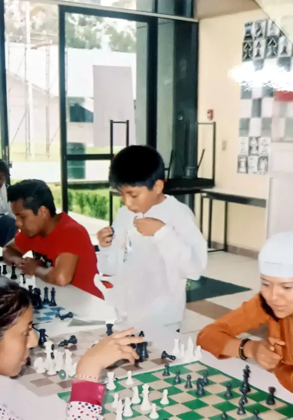Resolviendo un problema de niño en la UTP – Bedolla Chess Legacy